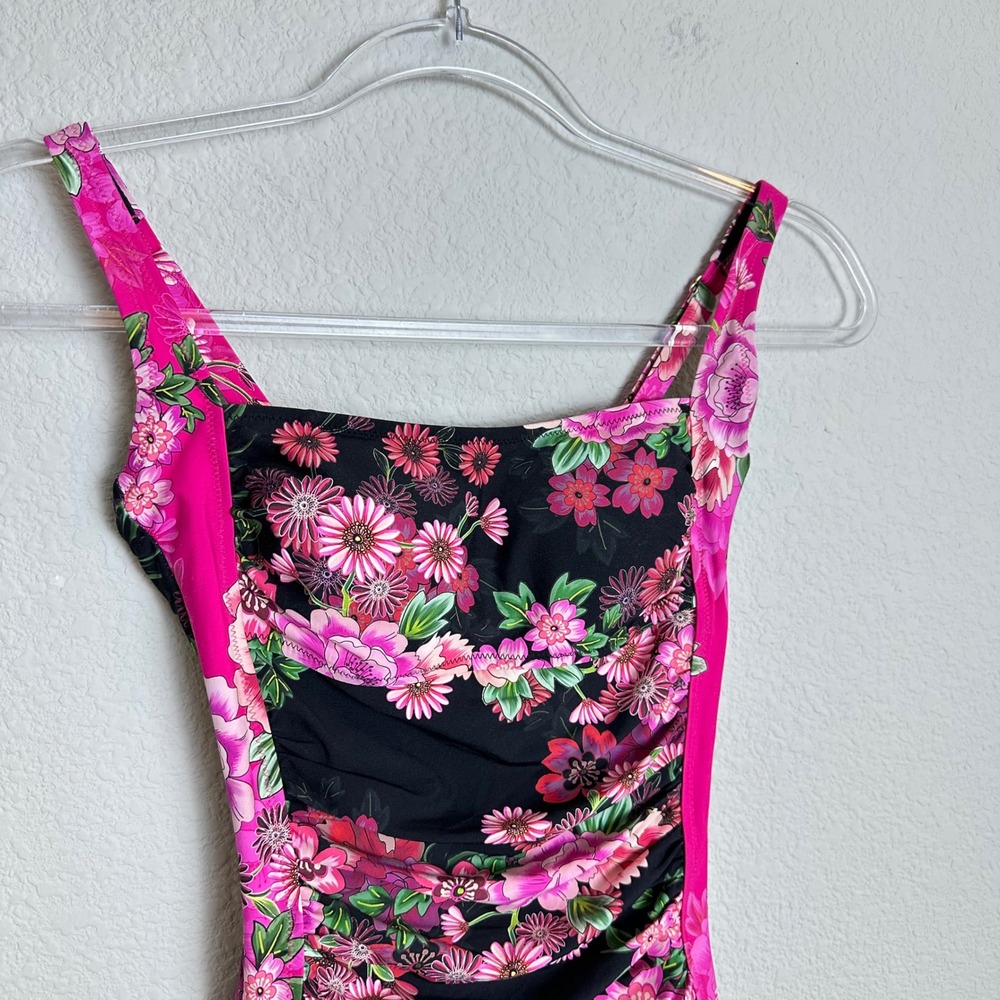 Johnny Was Blum Ruched One Piece Swimsuit Floral Black Pink CSW5824-N Mens XS - Picture 2 of 9